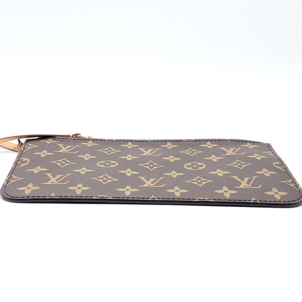 100% Authentic Louis Vuitton Pouch/Wristlet/ Clutch Bag - Picture 3 of 12